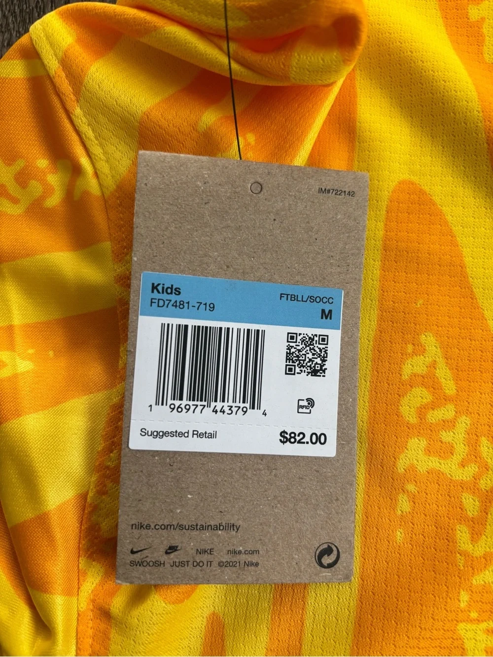 Nike vibrant long